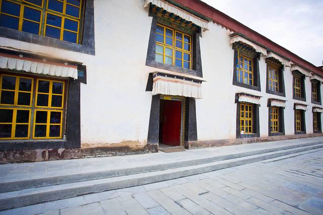 都兰县香日德班禅寺