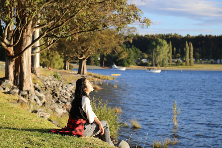 蒂阿瑙绝对是典型的新西兰小镇,人们恬淡而有品质的生活在这里,大自然