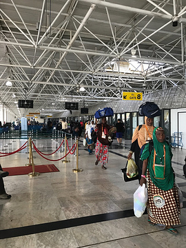 亚的斯亚贝巴博莱机场bole international airport