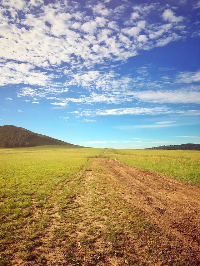 巴林喇嘛山风景区