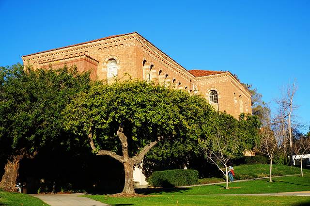 洛杉矶加利福尼亚大学