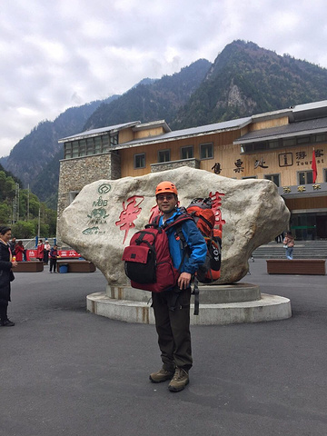 2017半脊峰,位于阿坝州理县毕棚沟风景区深处