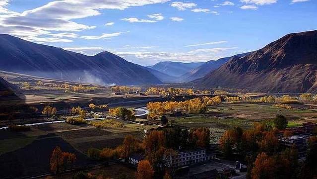 稻城亚丁色达8日自驾