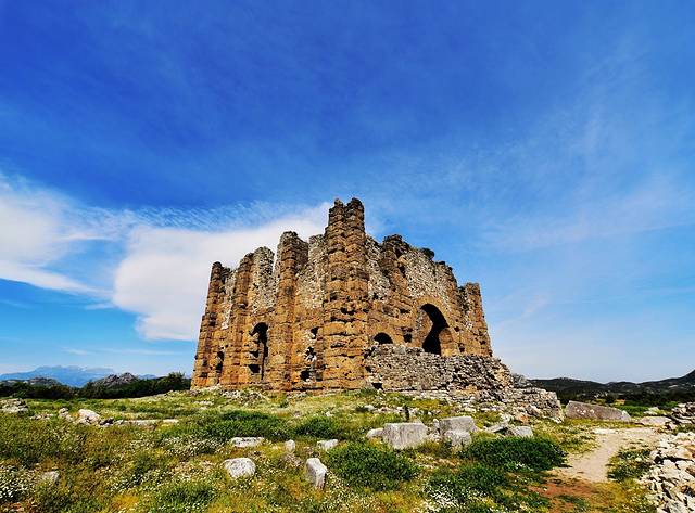 阿斯班多斯古剧场