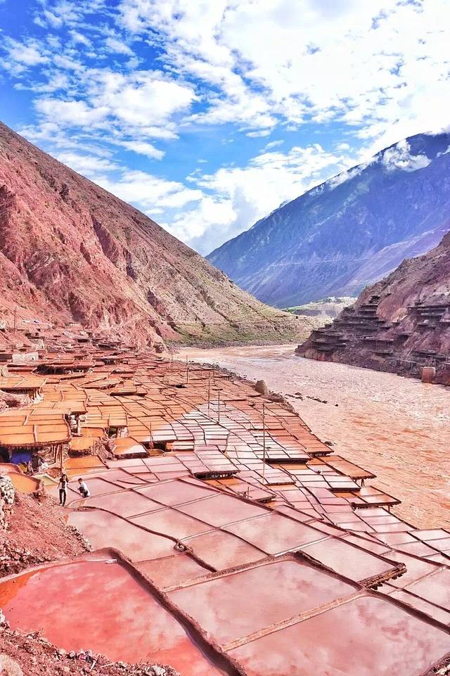 芒康盐井古盐田