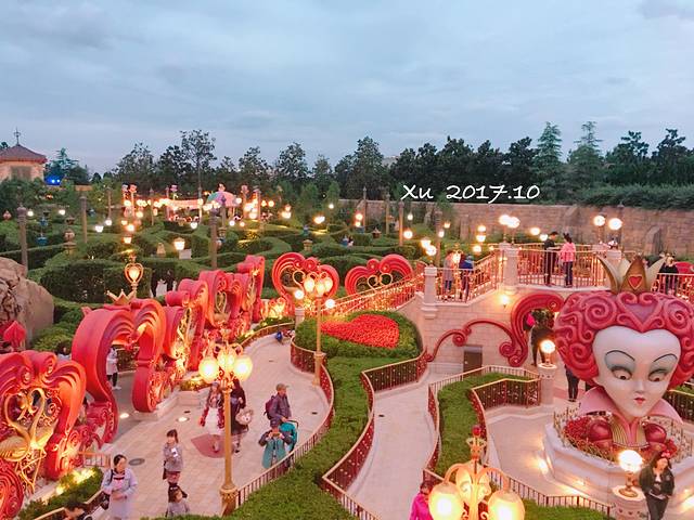 爱丽丝梦游仙境迷宫