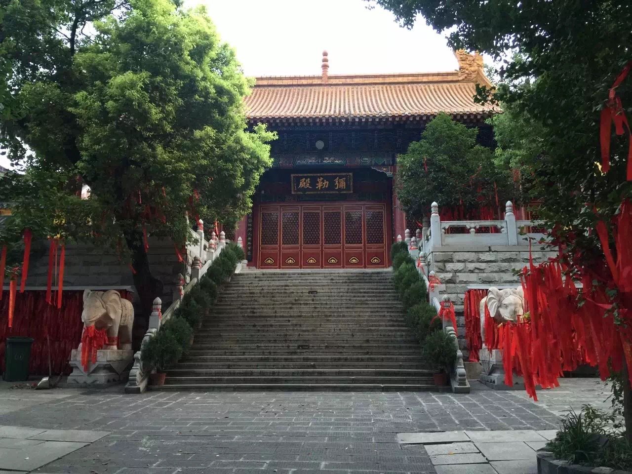3,建议游玩时间1-2小时,景区不大,最有名的就是宝塔,建议登顶游玩.