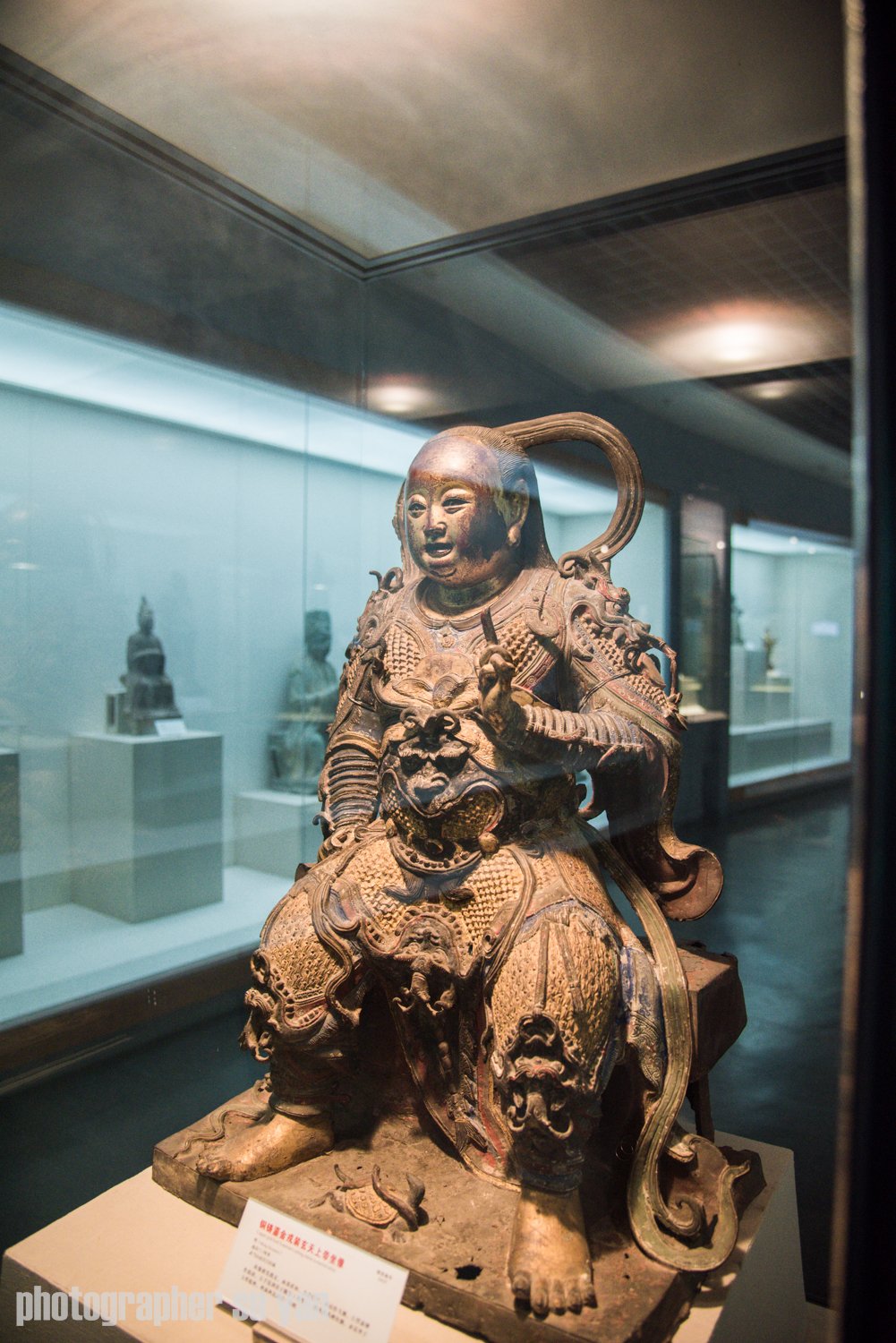 整个武当山镇并不大,博物馆溜达溜达就能到博物馆大厅的顶部