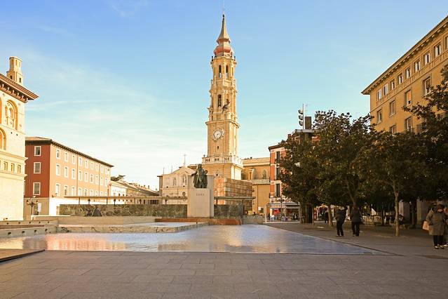 皮拉尔圣母大教堂