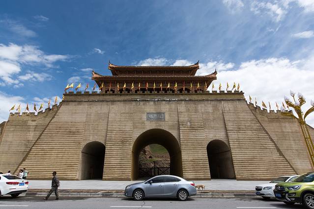 峨堡古城遗址公园