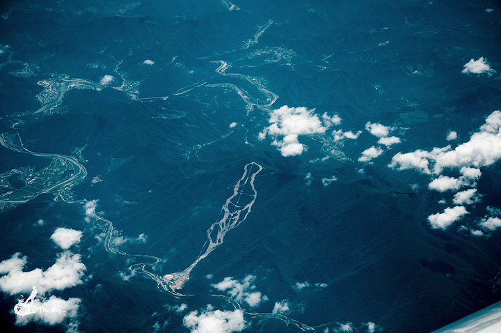 在关西机场游客服务中心买各种铁路及周游券,