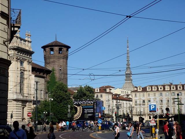 城堡广场（卡斯特罗广场）