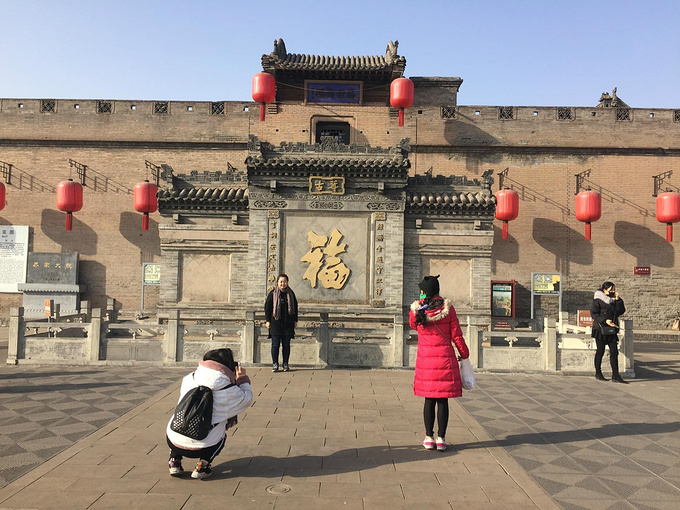 乔家大院从哪个门进