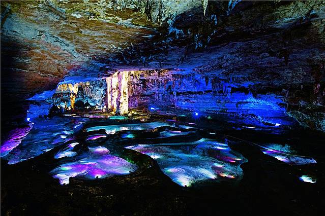 十二背后·双河谷景区