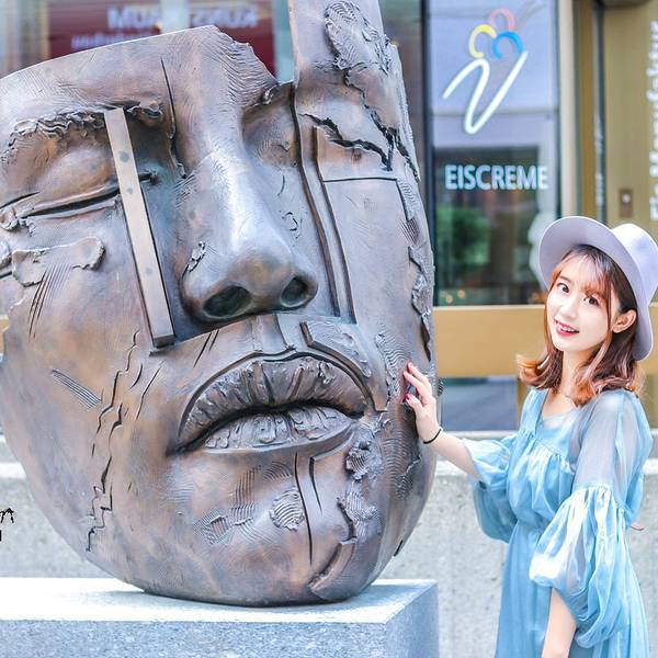 列支敦士登国旗含义_列支敦士登人均收入(2)