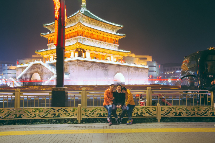 回民街附近简单的逛了一下之后就回去休息了,第二天继续上路,赶往兰州