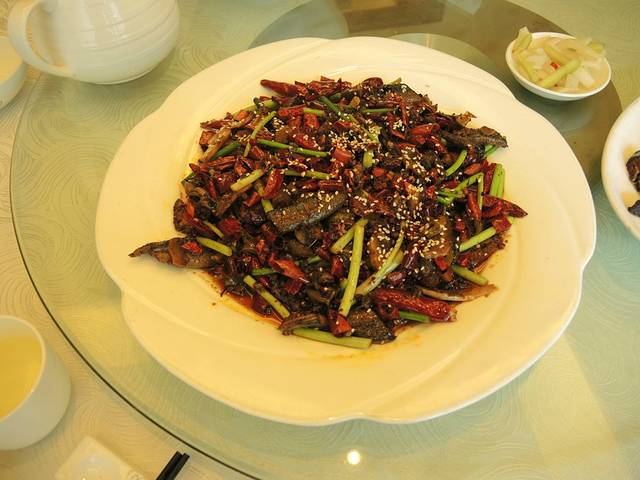 张鸭子大酒楼(南滨路店)