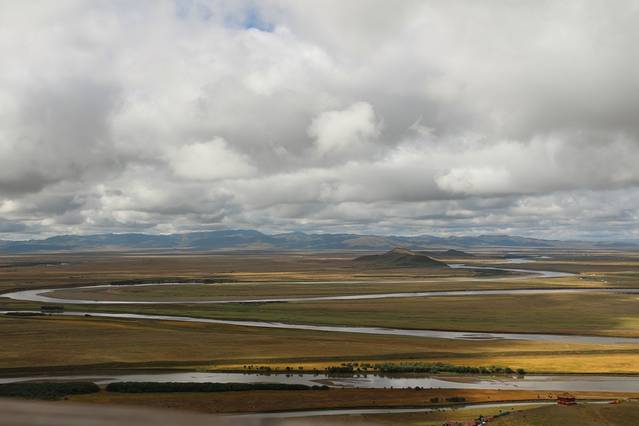 玛曲天下黄河第一弯旅游风景区