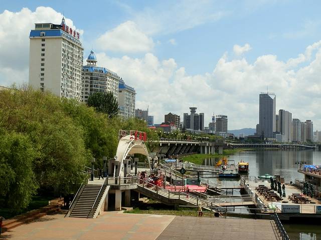 2019市政广场门票,吉林市政广场游玩攻略,市政广场游览攻略路线/地址