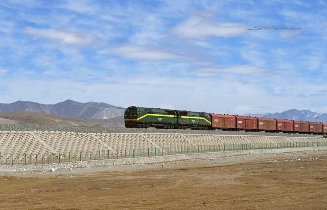 昆仑山世界地质公园