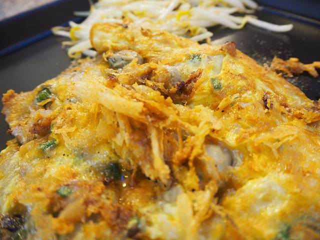 Hoi-Tod Chaw-Lae Restaurant