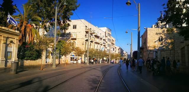 马哈尼耶胡达市场