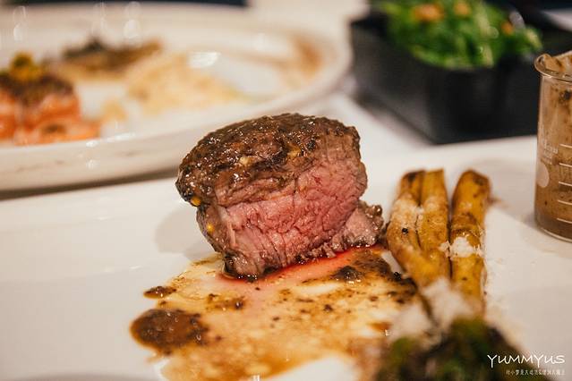 澳西亚牛扒海鲜烧烤