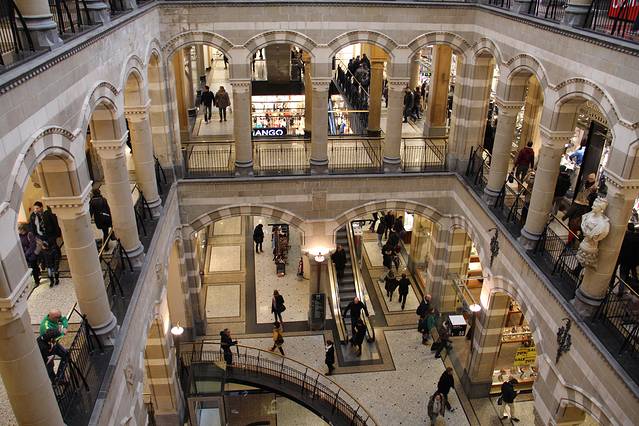 阿姆斯特丹奢华精品百货公司