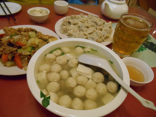 2018味道确实不错,离栈桥不远,旁边还有卖贝类