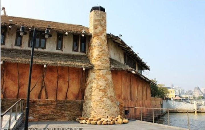 2017澳门渔人码头建于外港新填海区海岸,邻近