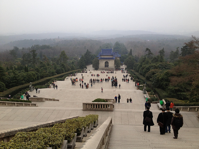 gdp增速_2018年钟山区gdp(3)