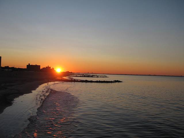 康尼岛海滩木径路