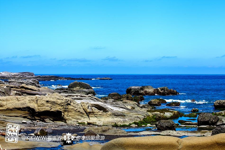 21东海岸沿途不可错过石梯坪景区 石梯坪经过自然侵蚀 一眼望去海岸边高高低低的怪石嶙峋绮丽 在退潮 石梯坪 评论 去哪儿攻略