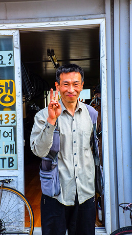 2017摩托车必须要有驾驶证,很多交警巡逻,租个