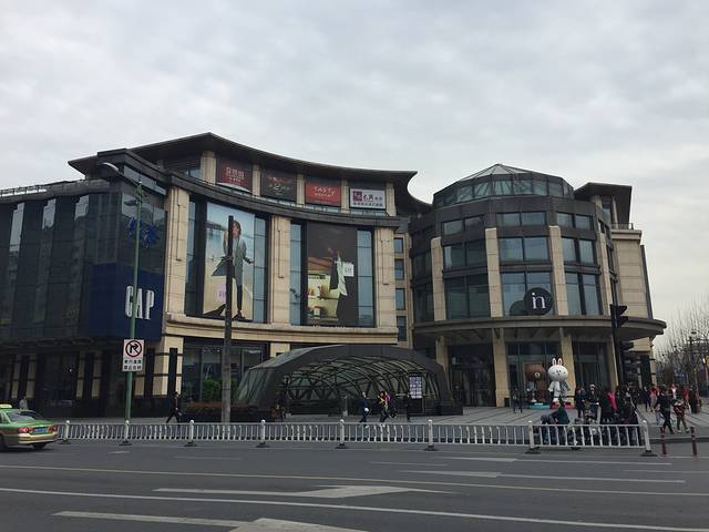 银泰百货(西湖店)