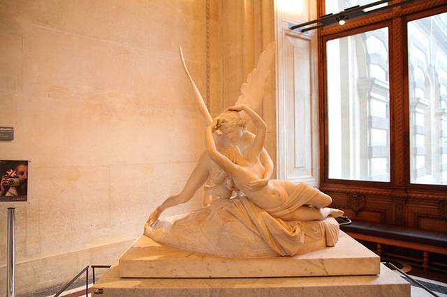 被爱神吻醒的普赛克