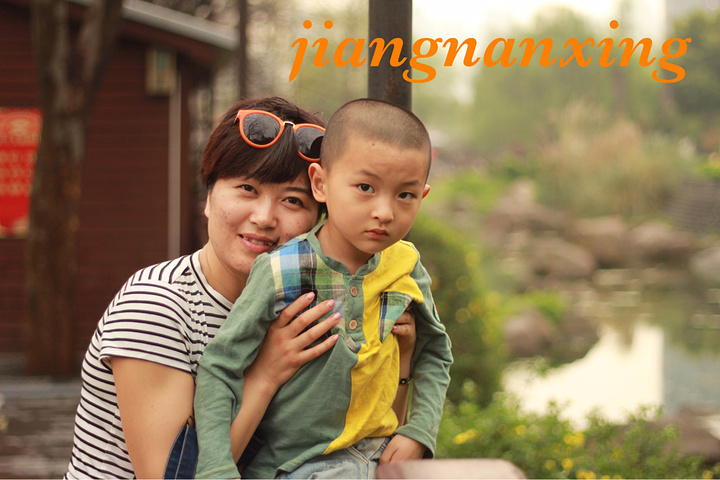 2017人多,建议先去二楼占座位,再去三楼观光。