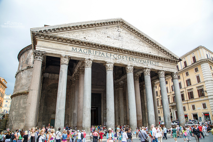 典型的希腊式建筑风格.万神殿外观_万神殿"的评论图片
