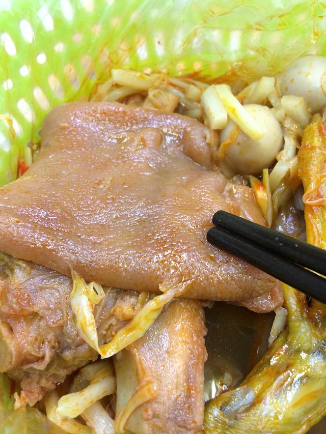 爱民螺蛳粉(财富大厦店)