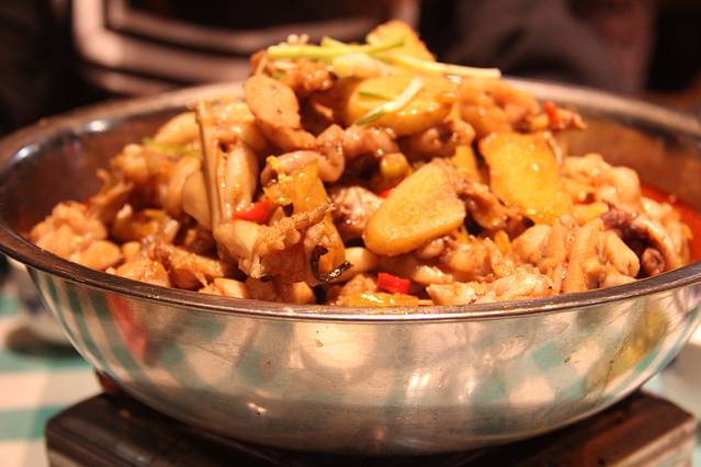 昱龙大盆牛蛙馆(三兴街总店)