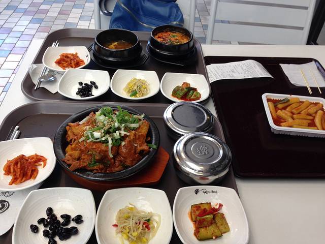 马里奥奥特莱斯