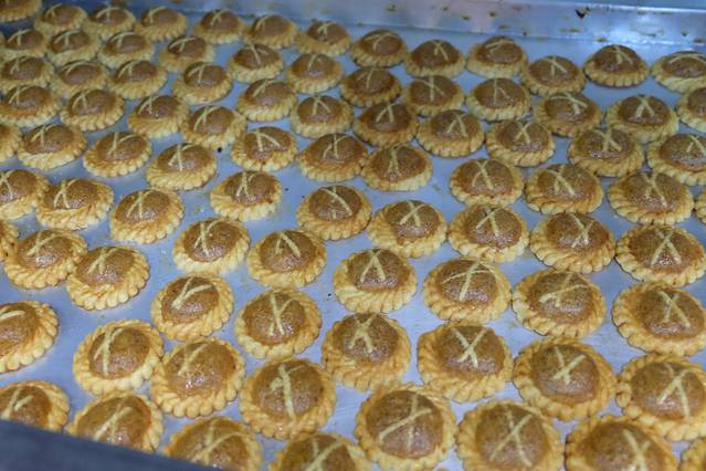 LW娘惹黄梨馅饼