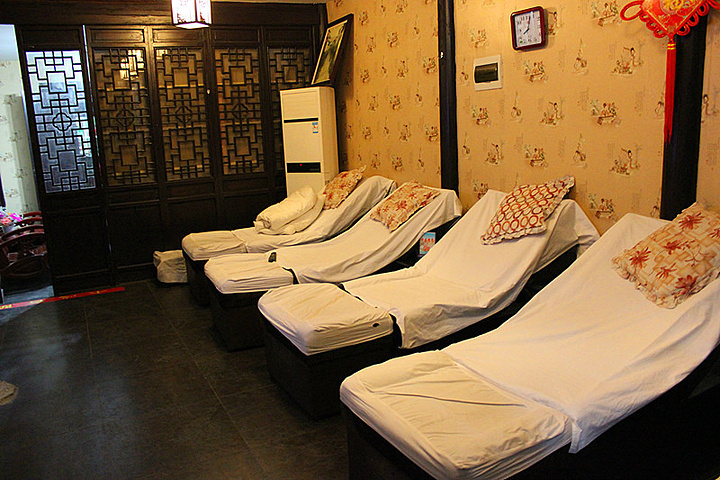 到扬州,一定要去感受一下水包皮(洗脚).