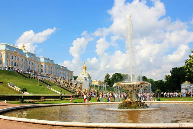 彼得霍夫宫