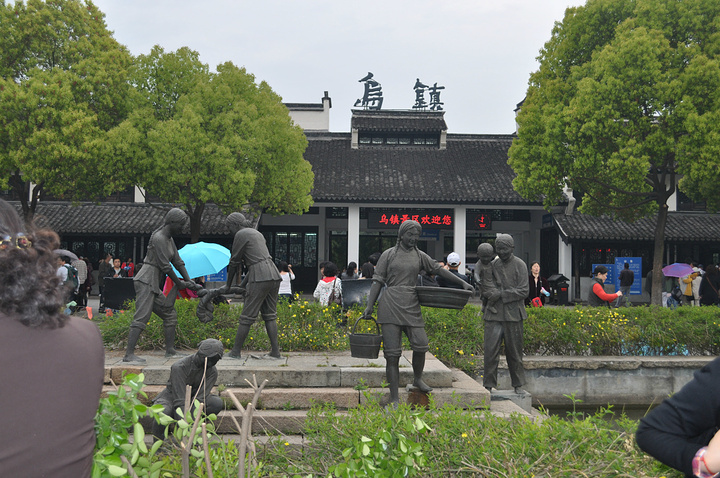 2017建议避开节假日、双休日以及一切可能人