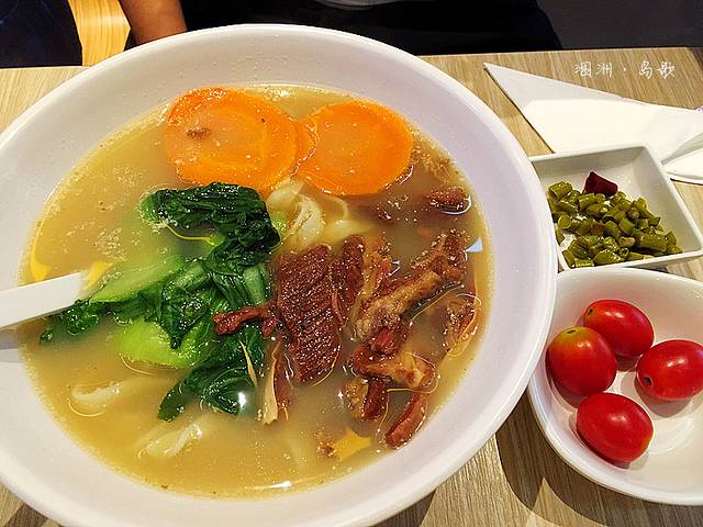 唯忆面馆(机场店)