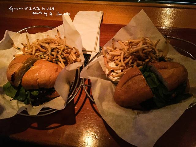 爸爸的办公室汉堡店