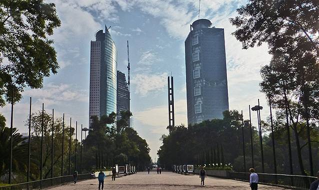 青年英雄纪念碑