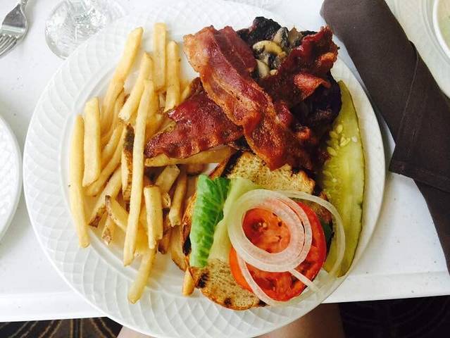 猛犸象热泉餐厅