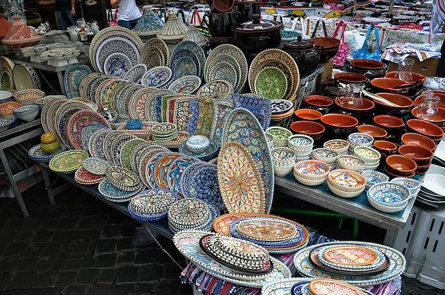 鲜花广场美食街